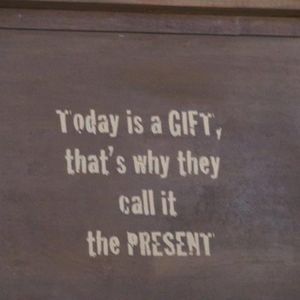 Meet your Posher, Ira